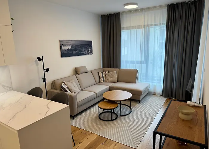 Kesselbauer Apartment Near Prezident Palace